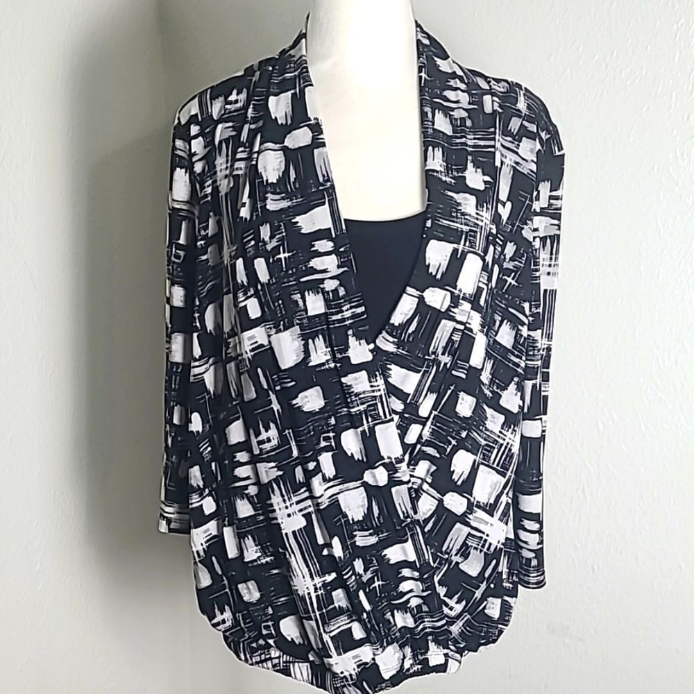 Blair Black, Gray & White Print Wrap Top w/Black Cami, Elastic Waistband Sz Med